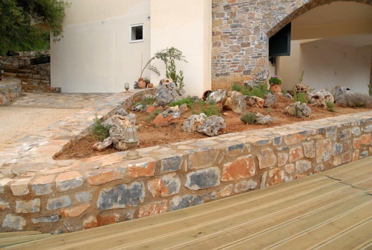 Exterior & Views 2, Aposperitis Traditional Guesthouse, Crete