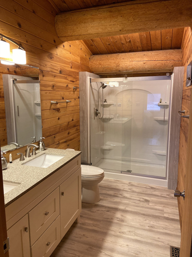 Bathroom 4, Aurora Villa, Fairbanks North Star