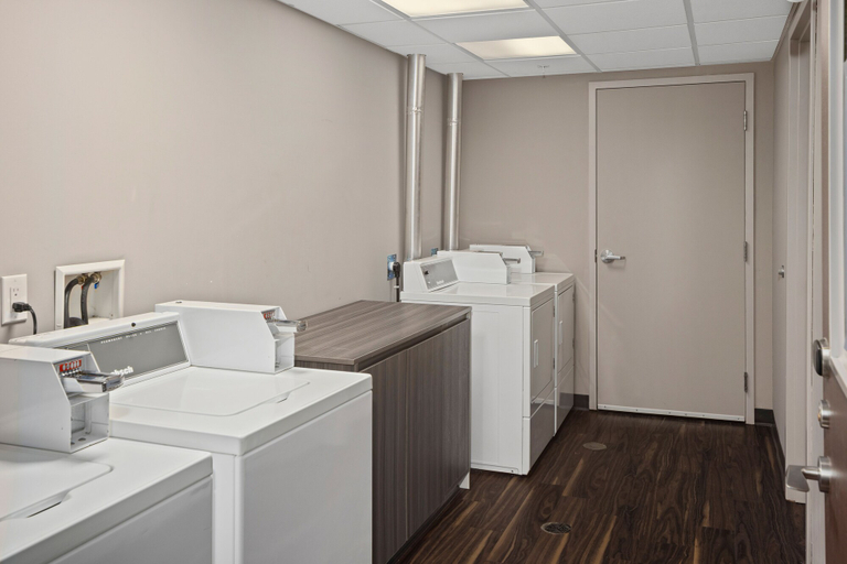 Bathroom 4, Home Inn & Suites Saskatoon South, Division No. 11