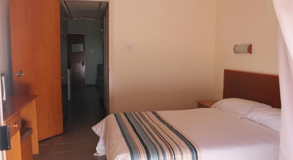 Bedroom 4, Mayfair Gardens