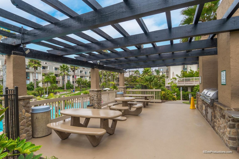 Food & Drinks, Surf View Penthouse, San Diego