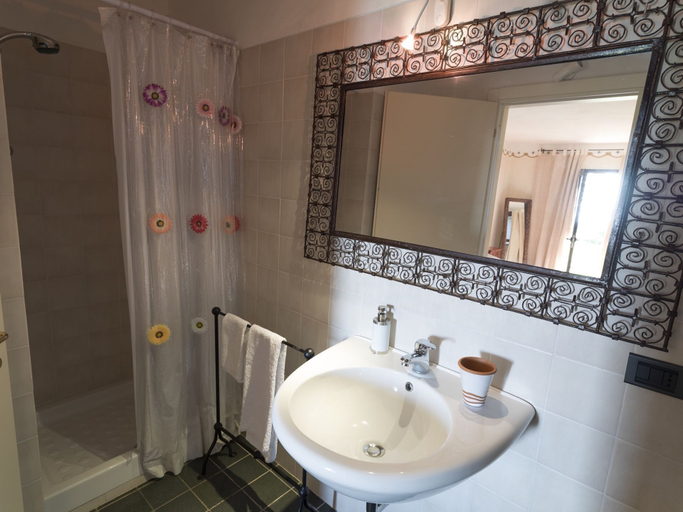 Bathroom 4, Villa Le Murate, Perugia