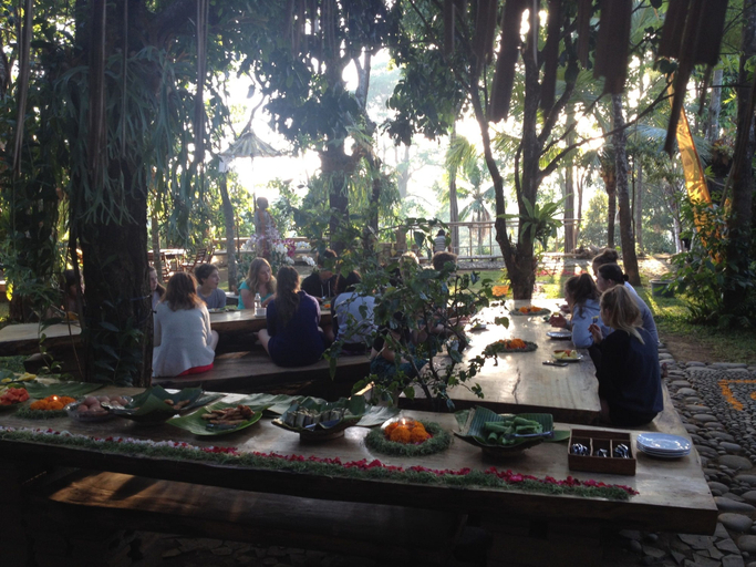Food & Drinks 5, Omunity Bali, Buleleng