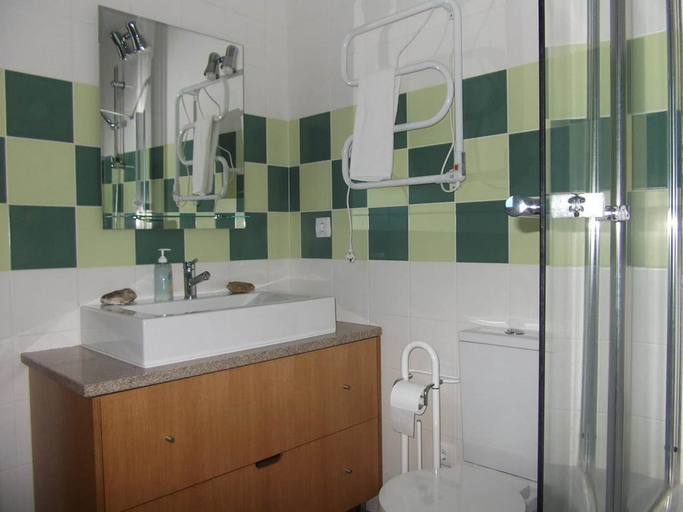 Bathroom 4, Quinta dos Caibrais, Oliveira de Frades