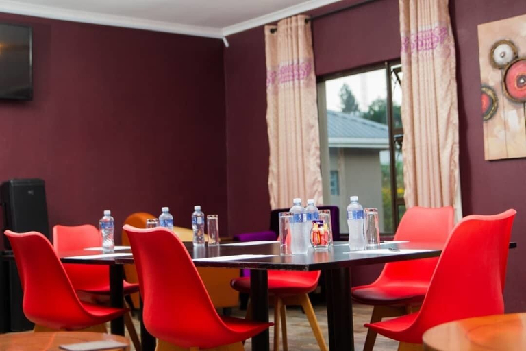 Food & Drinks 3, eMfuleni Lifestyle, Lobamba