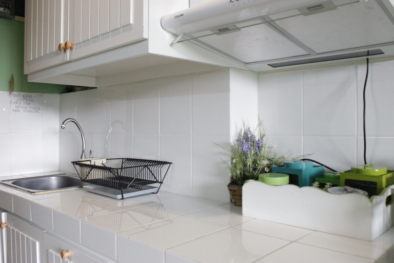 Others 3, Stylish & Comfortable Studio at Beverly Dago Apartment, Bandung