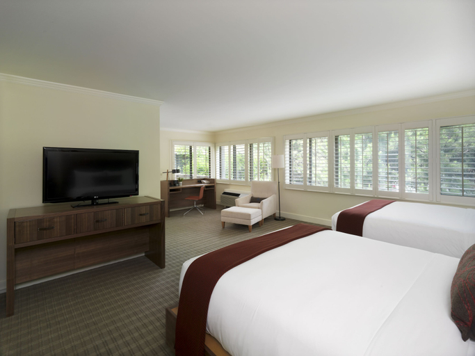 Bedroom 3, Topnotch Resort, Lamoille