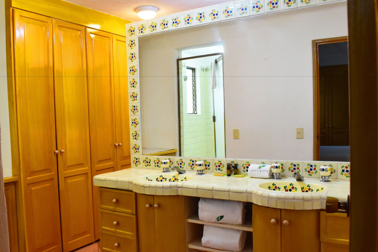 Bathroom 5, Casa Iguana Mismaloya, Puerto Vallarta