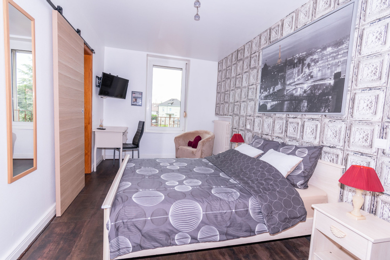 Bedroom 4, Private & Comfortable Apartments, Moselle