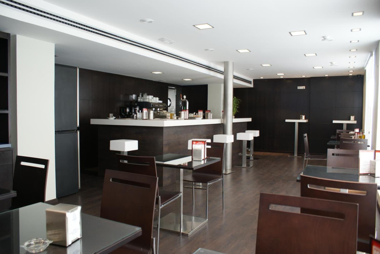 Food & Drinks 5, Universal Hotel, Granada