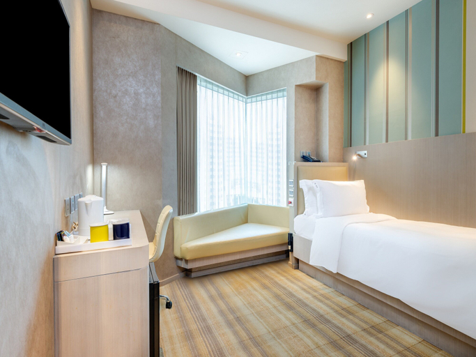 Bedroom 5, Holiday Inn Express HONG KONG MONGKOK by IHG, Kowloon