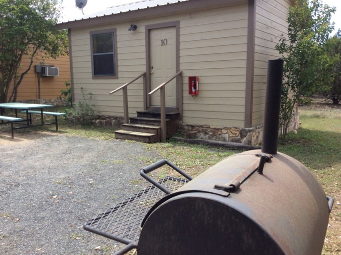 Exterior & Views 2, The Leakey Inn by CMD, Real