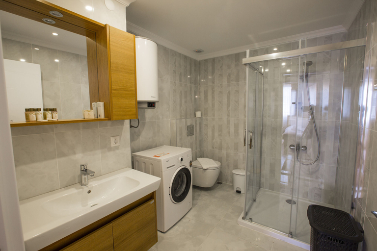 Bathroom 4, Royal Comfort Hotel, Sürmene