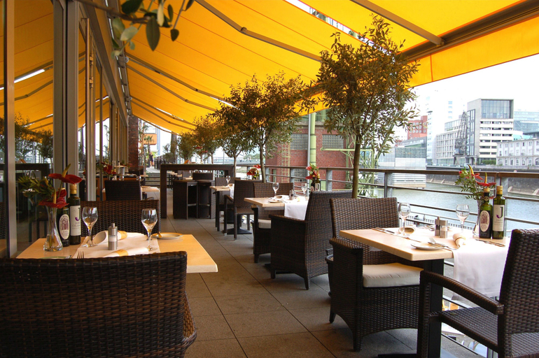 Food & Drinks 4, Courtyard by Marriott Düsseldorf Hafen, Düsseldorf