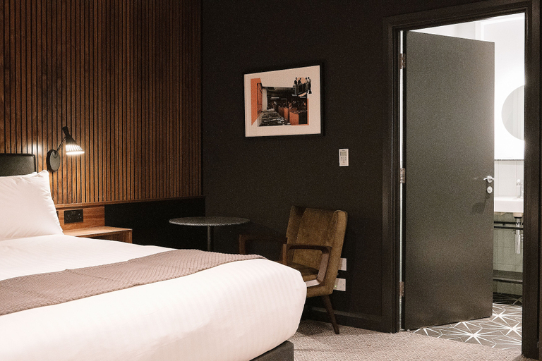 Bedroom 4, Telegraph Hotel - Coventry, Coventry