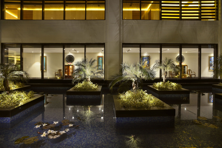 Exterior & Views 2, The LaLiT Great Eastern Kolkata, Kolkata