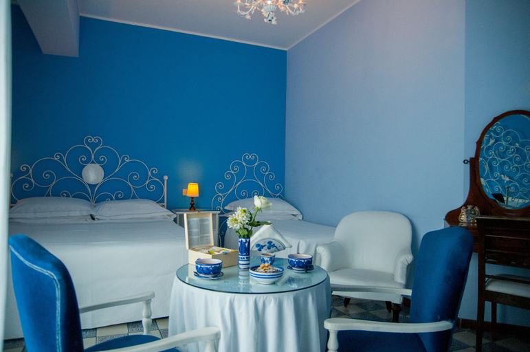 Bedroom 3, Hotel Palladio, Messina