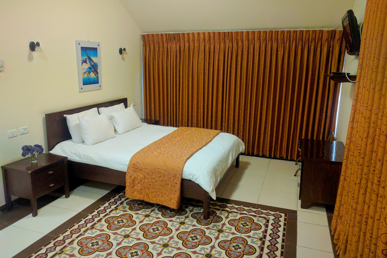 Bedroom 2, Alhambra Palace Hotel Suites, Ramallah and Al-Bireh