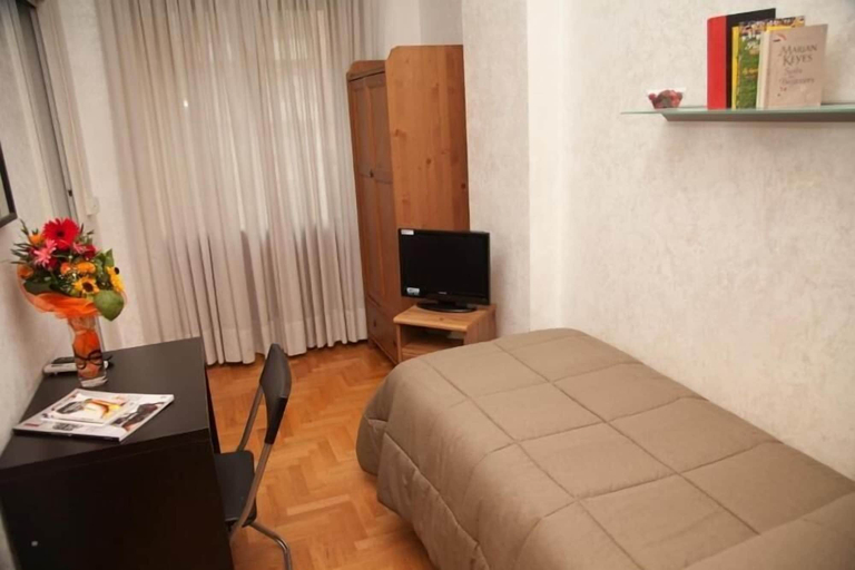 Bedroom 4, Kosher Bed&Breakfast La Casa di Eva, Roma