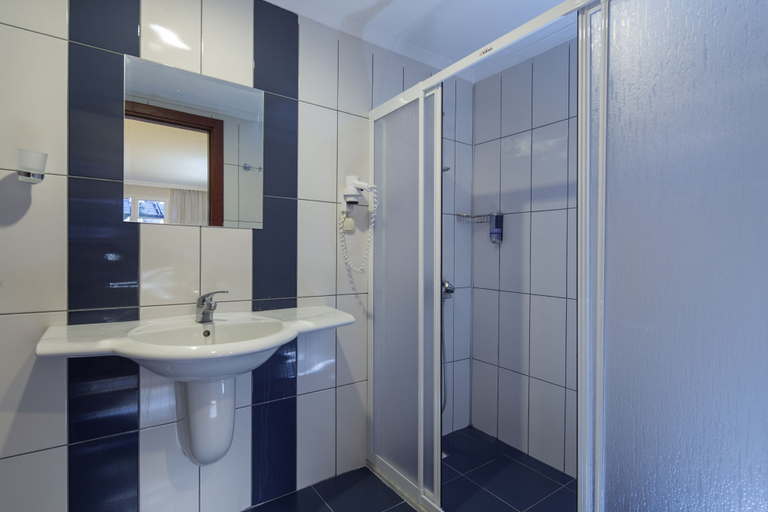 Bathroom 4, Club Wasa Holiday Village, Alanya
