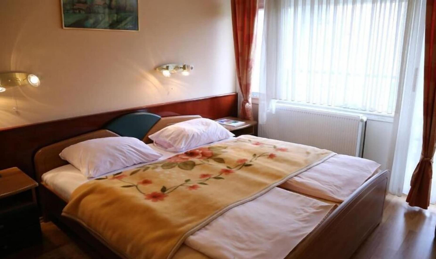 Bedroom 2, Hotel Matija Gubec, Donja Stubica