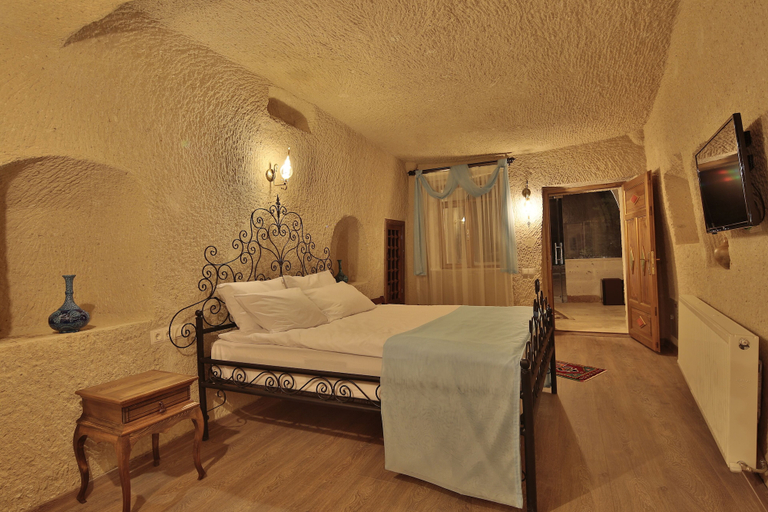 Bedroom 3, Jacob's Cave Suites, Nevşehir