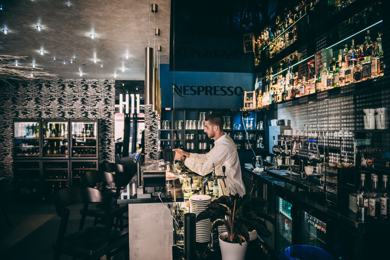 Food & Drinks 5, BOUTIQUE HOTEL11 with rooftop SPA, Nitra