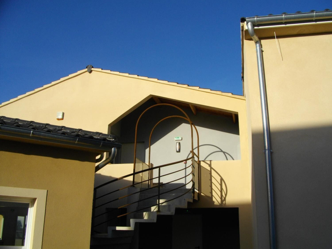Exterior & Views 2, Residella House, Vaucluse