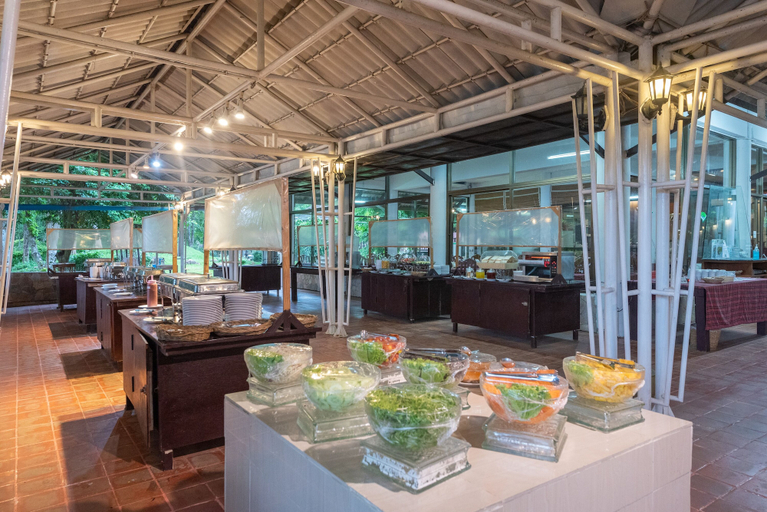 Food & Drinks 4, The Legacy River Kwai Resort, Dan Makham Tia