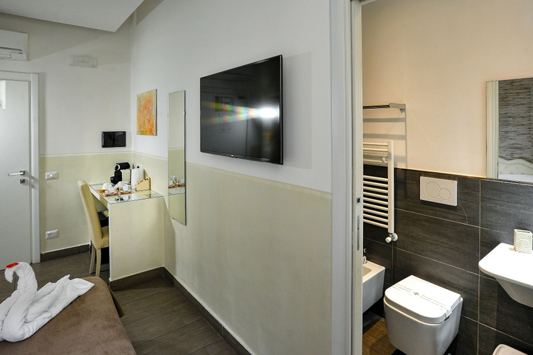 Bathroom 5, Vatican Relax, Roma