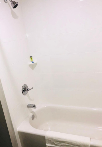 Bathroom 4, Hotel Glenpool, Tulsa