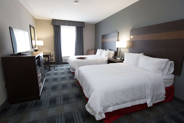 Bedroom 3, Hampton Inn & Suites Oklahoma City Airport, Oklahoma