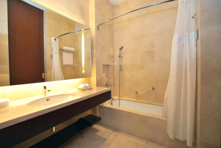 Bathroom 21