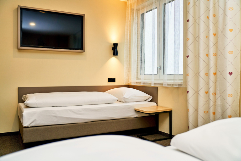 Bedroom 3, McDreams Hotel München-Nord, Freising