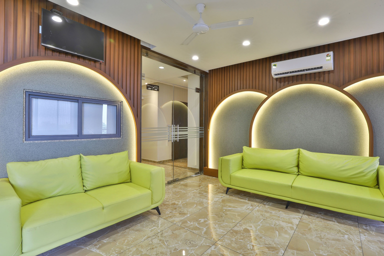 Others 4, Hotel SR Regency, Anand