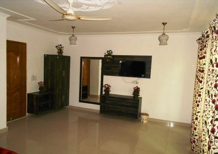 Others 5, TIH Hotel Ash Vale, Srinagar