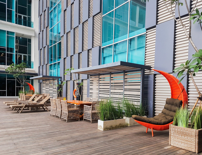Exterior & Views, Cozy 1BR Brooklyn Alam Sutera Apartment By Travelio, Tangerang