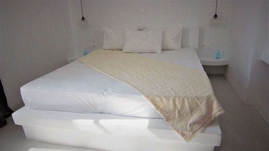 Bedroom 3, Vista Mare, South Aegean