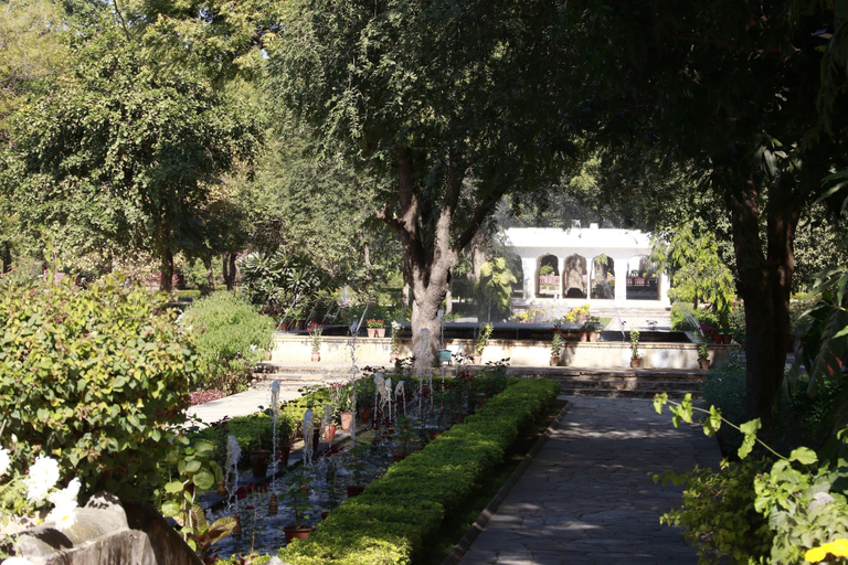 Others 5, Samode Bagh, Jaipur
