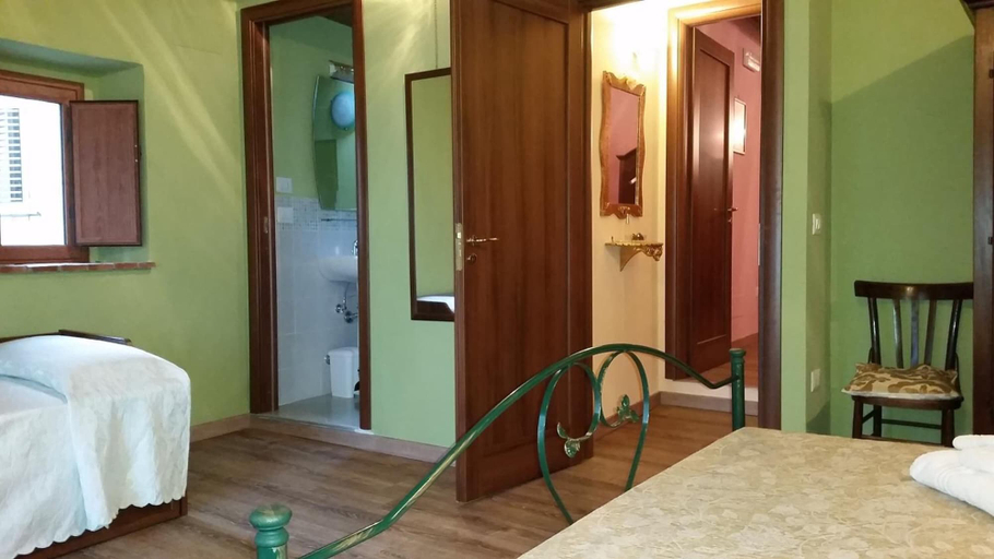 Bedroom 2, Bed & Breakfast Dhafna Civita, Cosenza