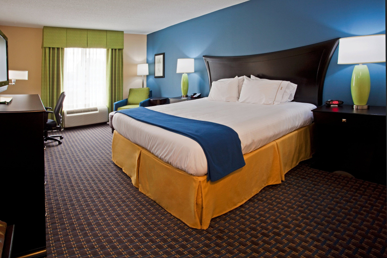 Bedroom 3, Holiday Inn Express & Suites LARGO-CLEARWATER by IHG, Pinellas