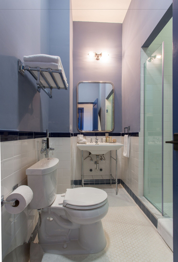 Bathroom 5, Las Clementinas, Panamá