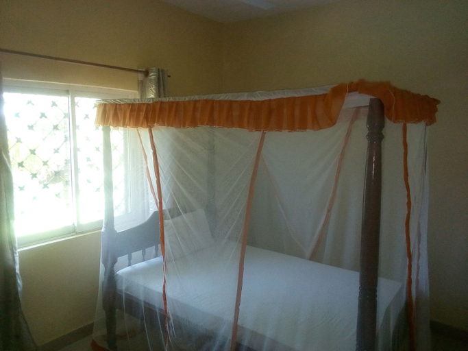Bedroom 5, Kinondoni Diamond Hotel, Malindi