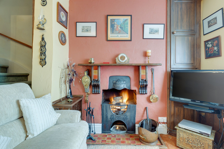 Others 5, Charming Historical Cottage in Scarborough, North Yorkshire