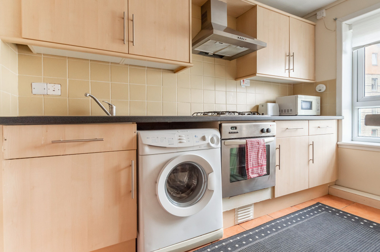 Others 5, Tony Asga - Aisha.Sakina Apartments, Edinburgh