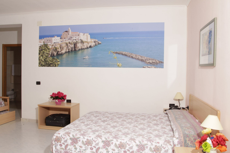 Bedroom 3, Hotel Club Bellavista, Foggia