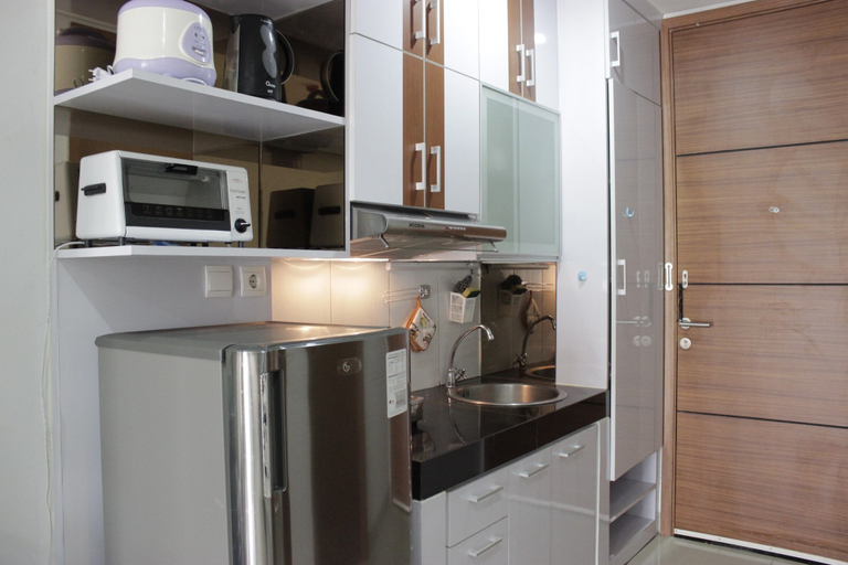 Others 4, Pleasant 1BR Apartment with Sofa Bed at Dago Suites By Travelio, Bandung