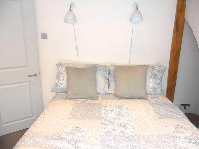 Bedroom 4, Tower Cottage, East Sussex