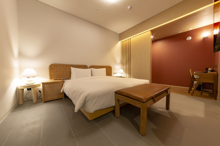 Bedroom 3, Hound Hotel Signature, Haeundae