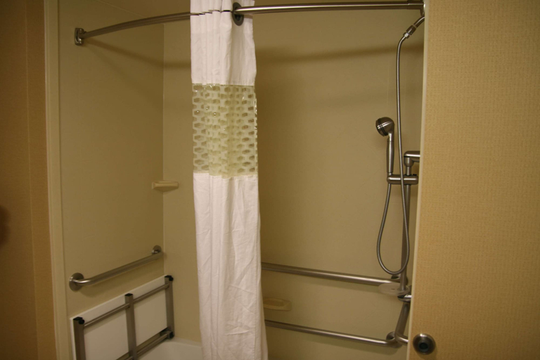 Bathroom 4, Hampton Inn & Suites Austin - Lakeway, Travis